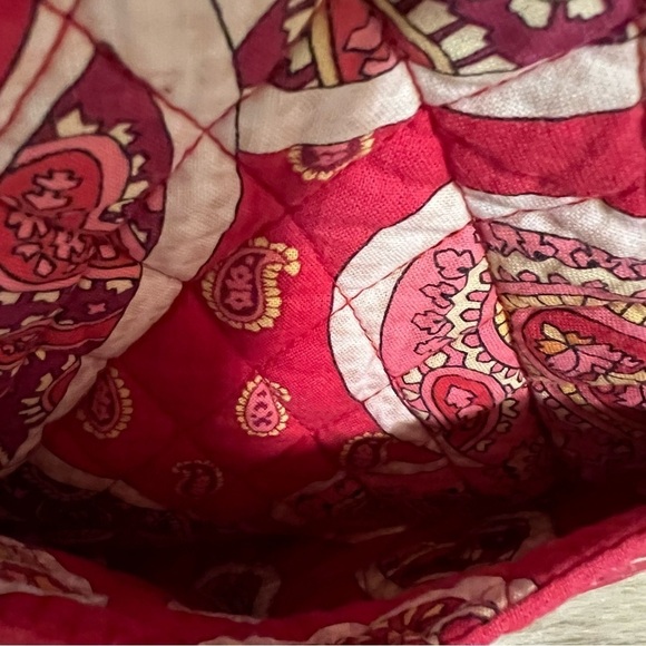 VERA BRADLEY Rosy Posie Large Get Carried Away Tote Pockets Red White Floral - Picture 4 of 13